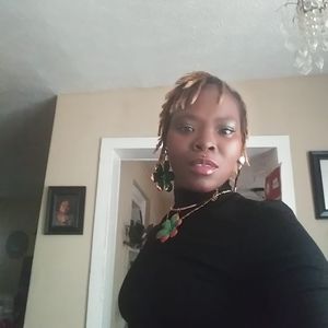 Meet your Posher, Tinnie